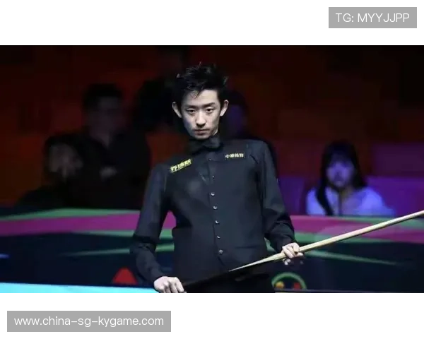 吴宜泽夺职业首冠，希金斯现场点赞